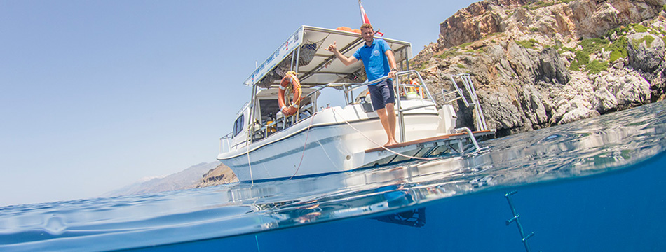 boat diving plakias crete